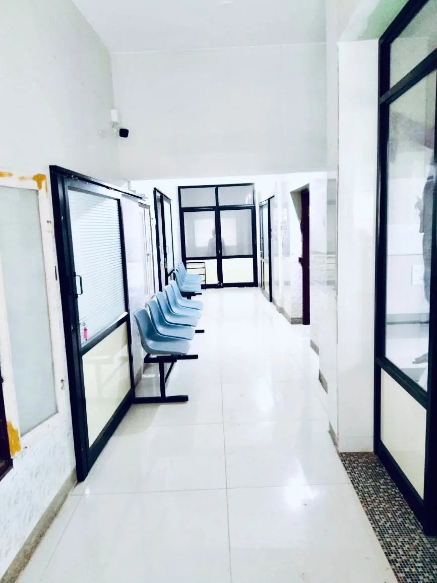 Corridor and waiting area inside Pratheep Nursing Home, Palliyadi